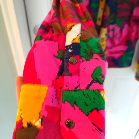 ๐ซ2X HOST PICK๐ซ BCBG MAXAZRIA Disco blouse in day-glo colors & snaps! - Picture 5 of 7